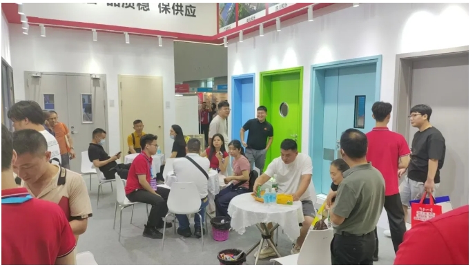 Hele Doors & Windows faz estréia na China Build (Guangzhou) com três principais destaques